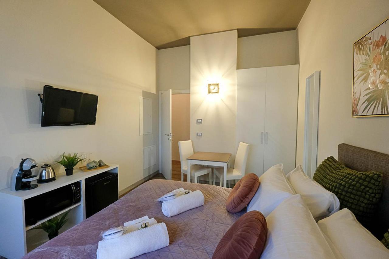 Verona Suites And Rooms Ngoại thất bức ảnh