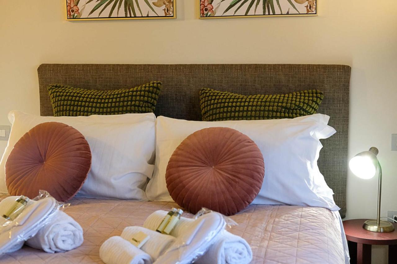 Verona Suites And Rooms Ngoại thất bức ảnh