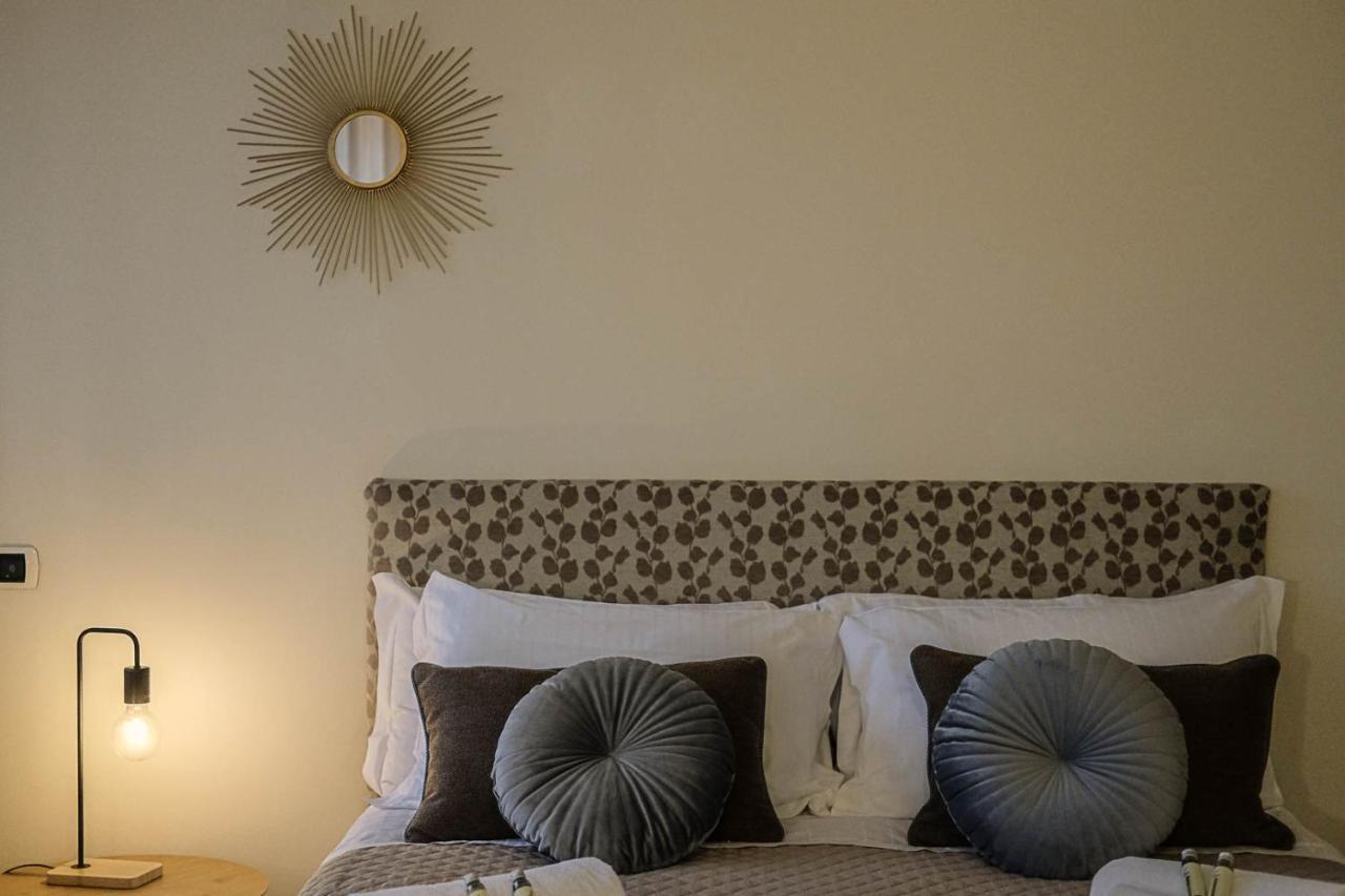 Verona Suites And Rooms Ngoại thất bức ảnh
